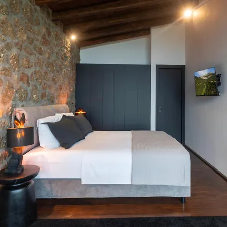 Heartbeat Mountain Escapes Chalet